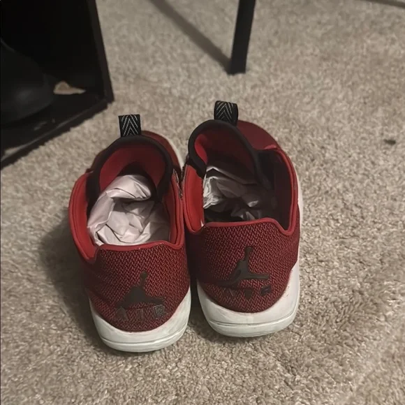 Men’s Jordan eclipse beaters - Picture 2 of 3